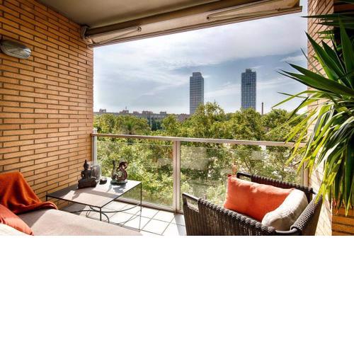 Great and Seaside Flat