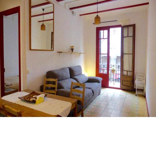 Great apartment in Sagrada Familia with Balcony
