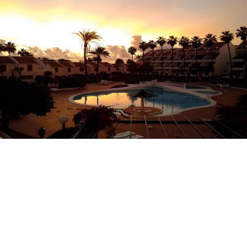 Great Beachside Duplex in Playa de Las Americas