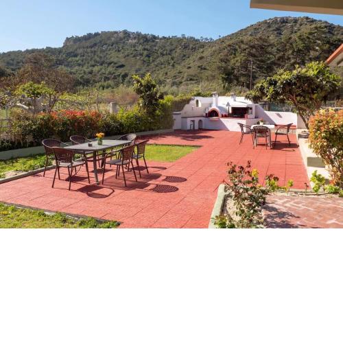 Greek Style Up Floor Apart,BBq, Garden & Parking
