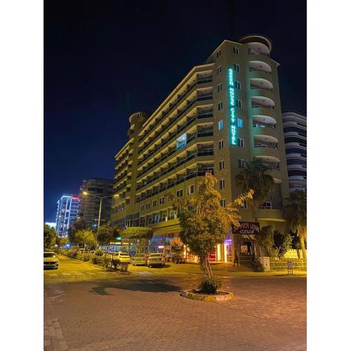 Green House City Hotel