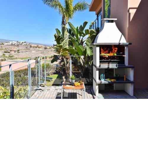 GreenSide Villa 38 by VillaGranCanaria