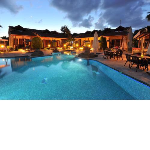 Grenadine Lodge