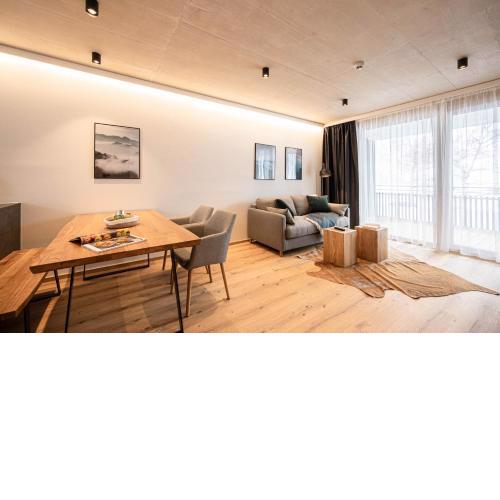 GRIMMINGlofts Top 2