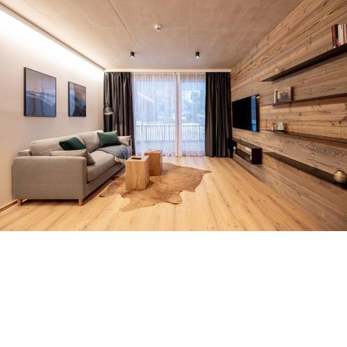 GRIMMINGlofts Top 6