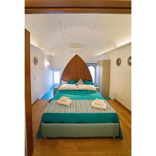 Grotta Verde Luxury Suite by CapriRooms