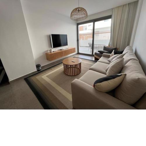 Ground floor 2 bedroom in Sholan 2 with direct pool access