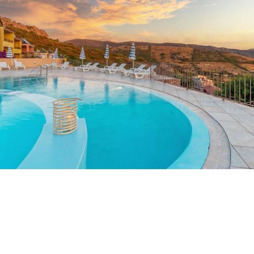 Ground floor apartment with swimming pool