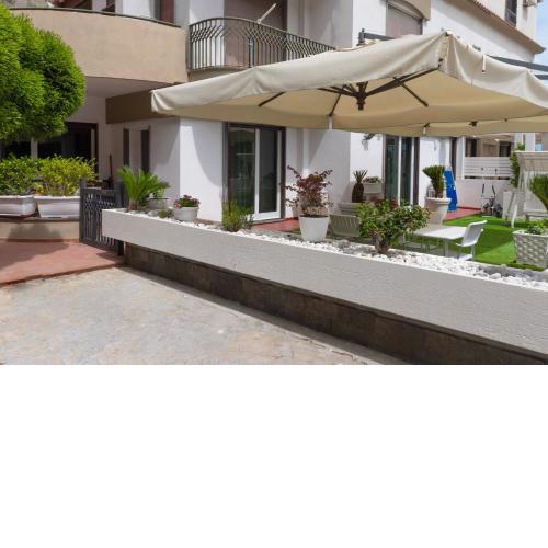 GT HOUSE FONTANA LIMITE