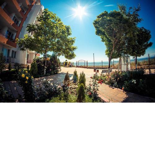GT Riviera Fort Beach Apartments