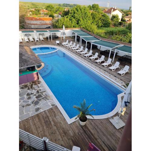 Guest House KOLESHEVI