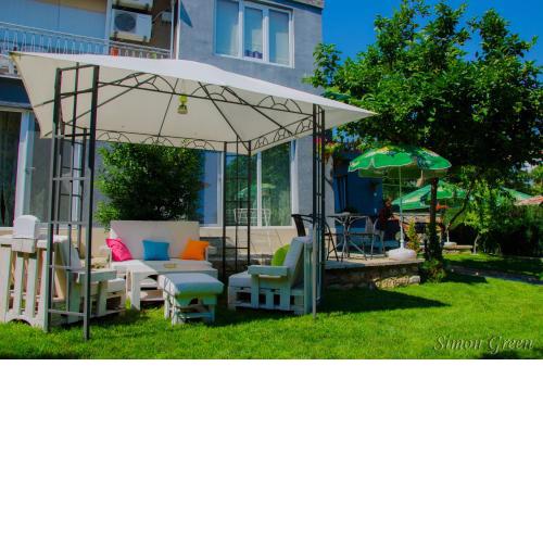 Guest House Simon Green