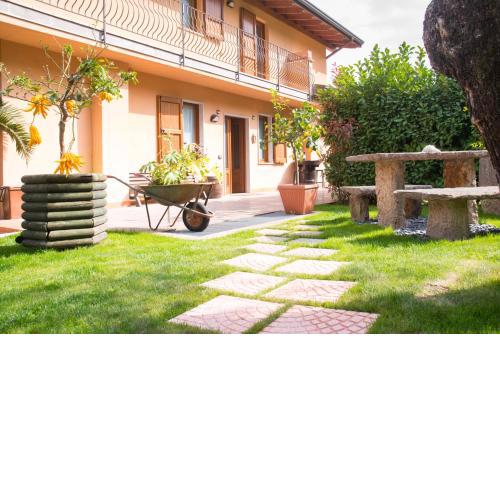 Guesthouse at "Villa degli olivi"