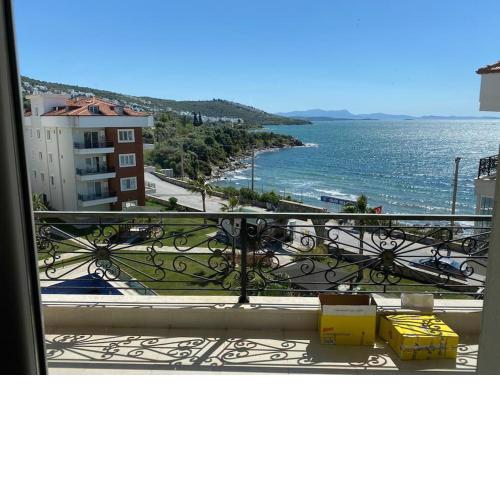 Güllük Denize Sıfır Site İçerisinde 2+1 Daire