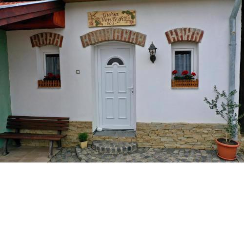 Gulya Vendégház