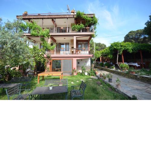 Gunebakan Taliani Hotel