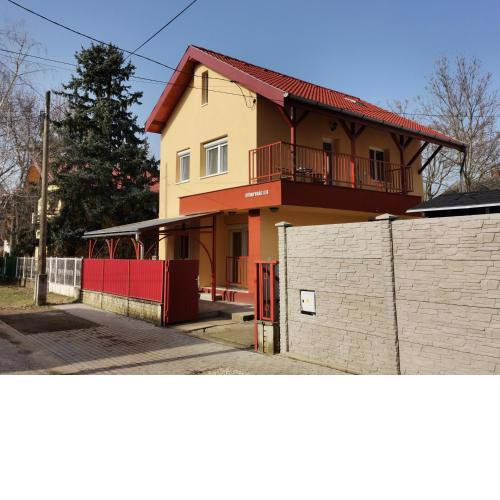 Gyöngyvirág Apartmanház