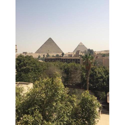 H10 Pyramids View