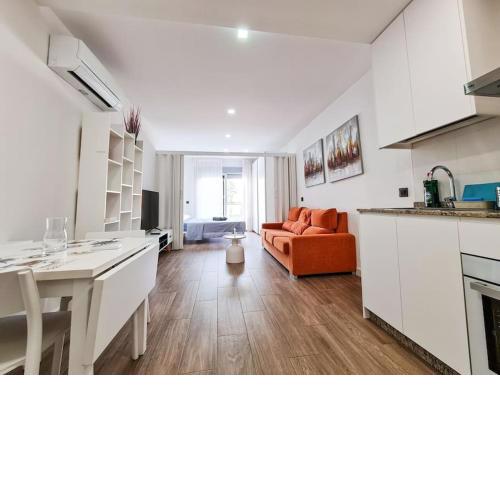H1A-Apartamento Chaplin,moderno y muy luminoso.
