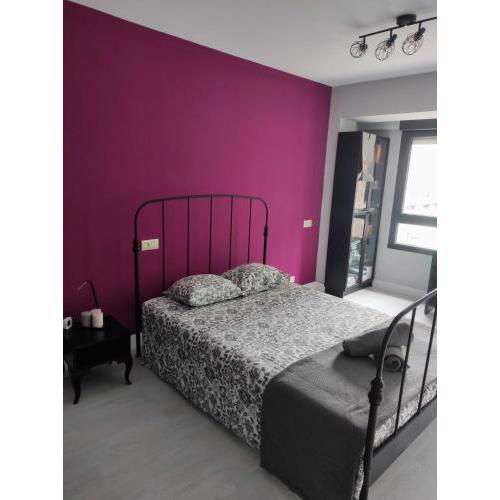 Habitación céntrica enorme parking privado desayuno baño privado