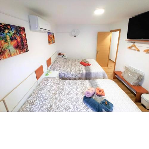Habitación cómoda y bien ubicada en Sevilla