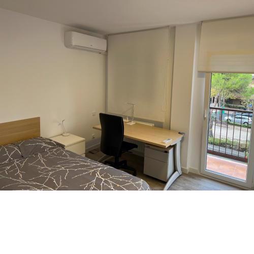 Habitación Suite 1Pax con Baño Privado y Garaje en Pozuelo de Alarcón