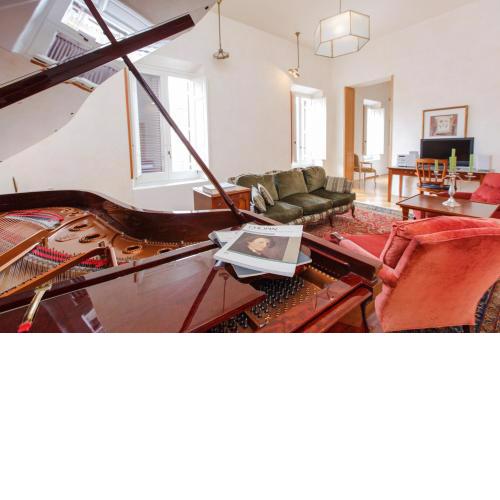 Habitat's Campo de' Fiori 4BR Apartment