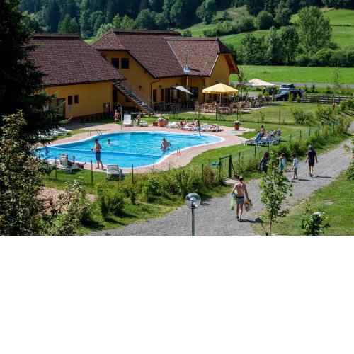 Happy Camp Mobile Homes in Camping Bella Austria