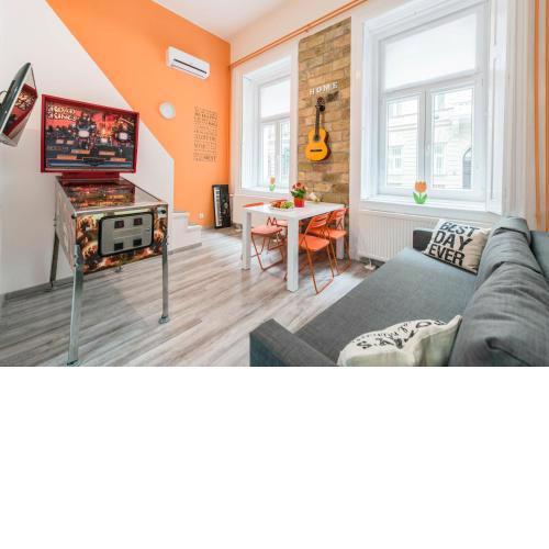 happy home Budapest POP