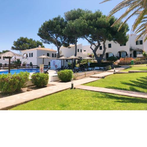 Happy Menorca apartamento duplex ,piscina,aire acondicionado,wiffi