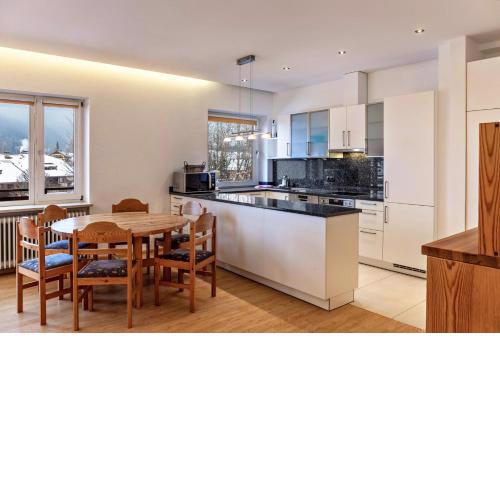 Haus Excelsior Top 14
