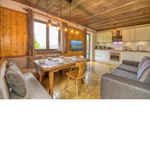Haus Kitzsteinhorn 6 by Alpen Apartments