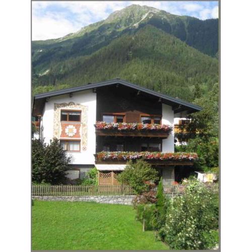 Haus Lifinar - Carmen Juen