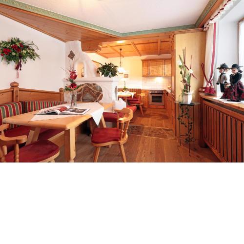 Haus Schroll