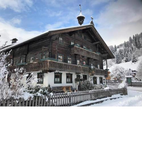 Hauserbauer