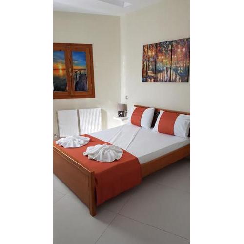 Heart of Kissamos Apartment