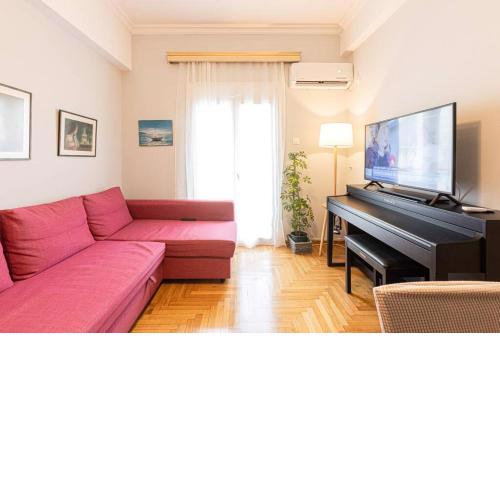 Heart of Koukaki flat, 10’ walk to Acropolis