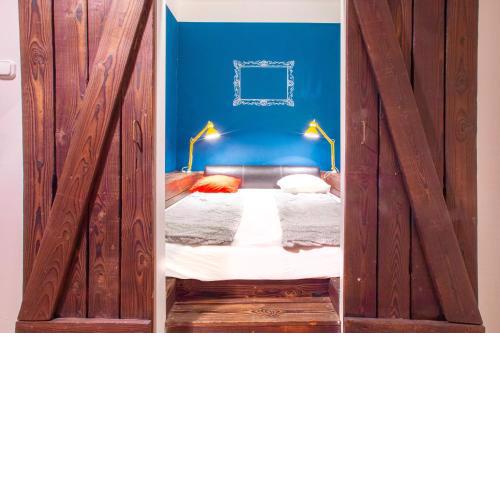 Hedonist Lodge