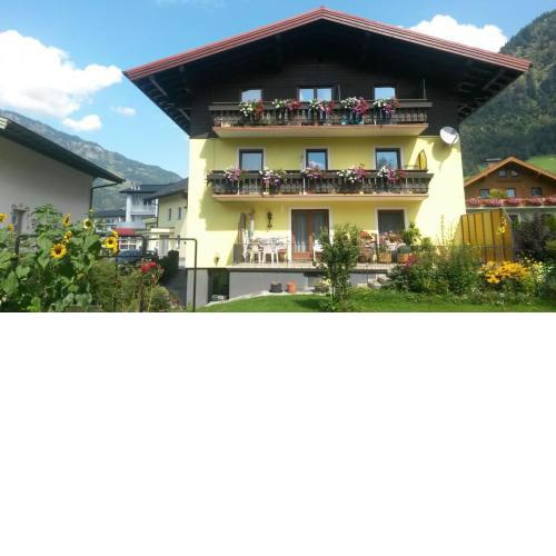 Heidi, Haus