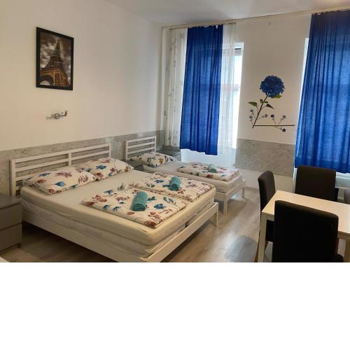 Heino Apartments