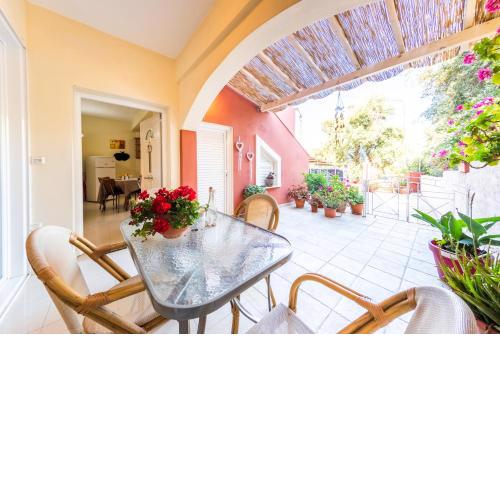 Helen Corfu House