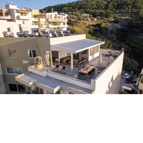 Helen Luxury Holiday House with Sea View