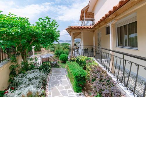 HELIANTHOS VILLA - APARTMENT No1