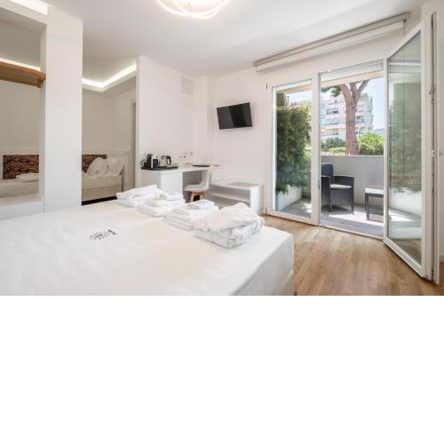 Helios Guest House