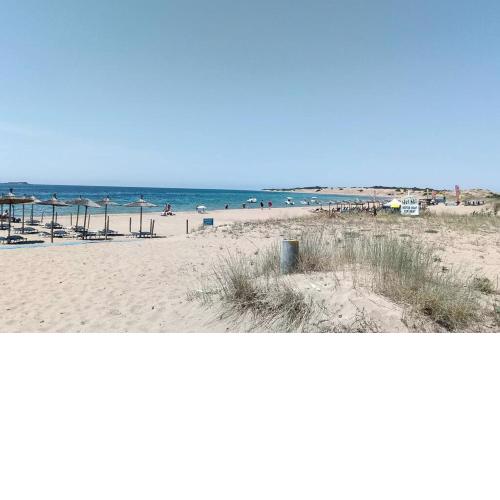 Hella's Studios, only 50m from a lovely Sandy Beach
