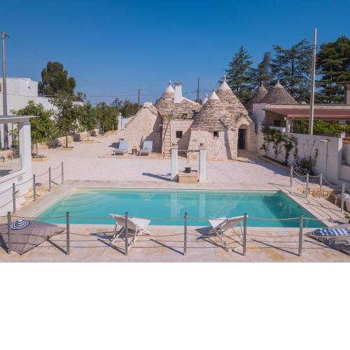 HelloApulia - Authentic Trulli Petricore with private SPA and pool