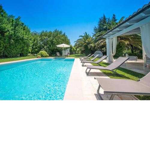 HelloApulia - Trullo Bianco