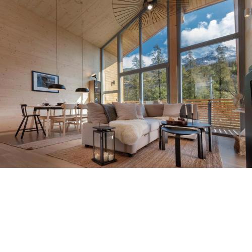 HelloChalet - Chalet Northern Lights - Family Ski Chalet with garden walking distance lift