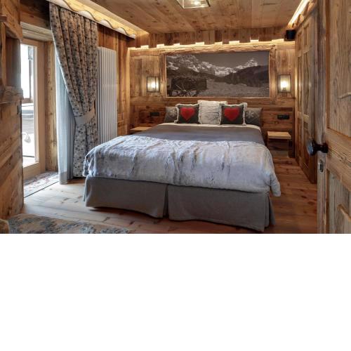 HelloChalet - Maison Francois - Hotel services with outdoor terrace jacuzzi, 200 mt cable car for skiers