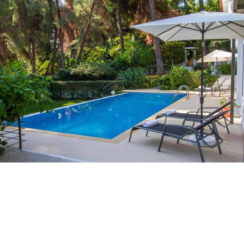 Hera's Resort with Private Pool and Lush Garden